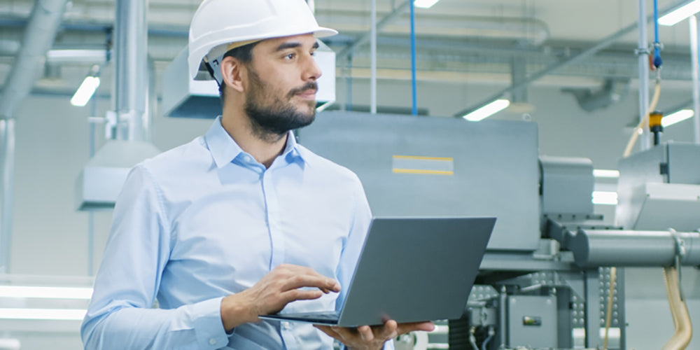 Nave industrial y oficinas bajo contrato de mantenimiento preventivo